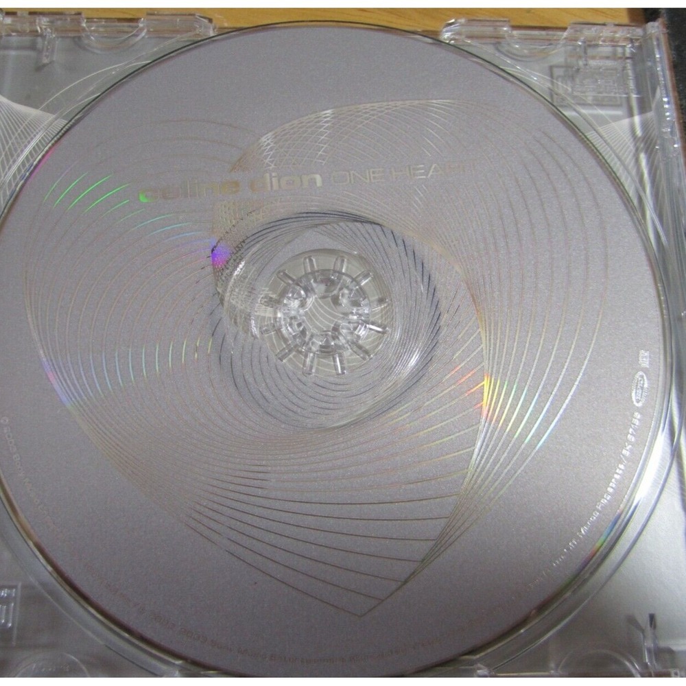 Céline Dion One Heart CD, Mar-2003, Sony Music‎ Distribution (USA)) - Picture 4 of 5